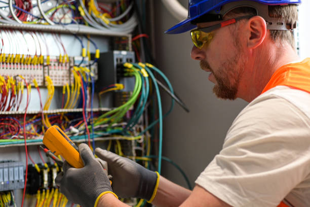 Best Local Electrician Companies  in Northbrook, OH